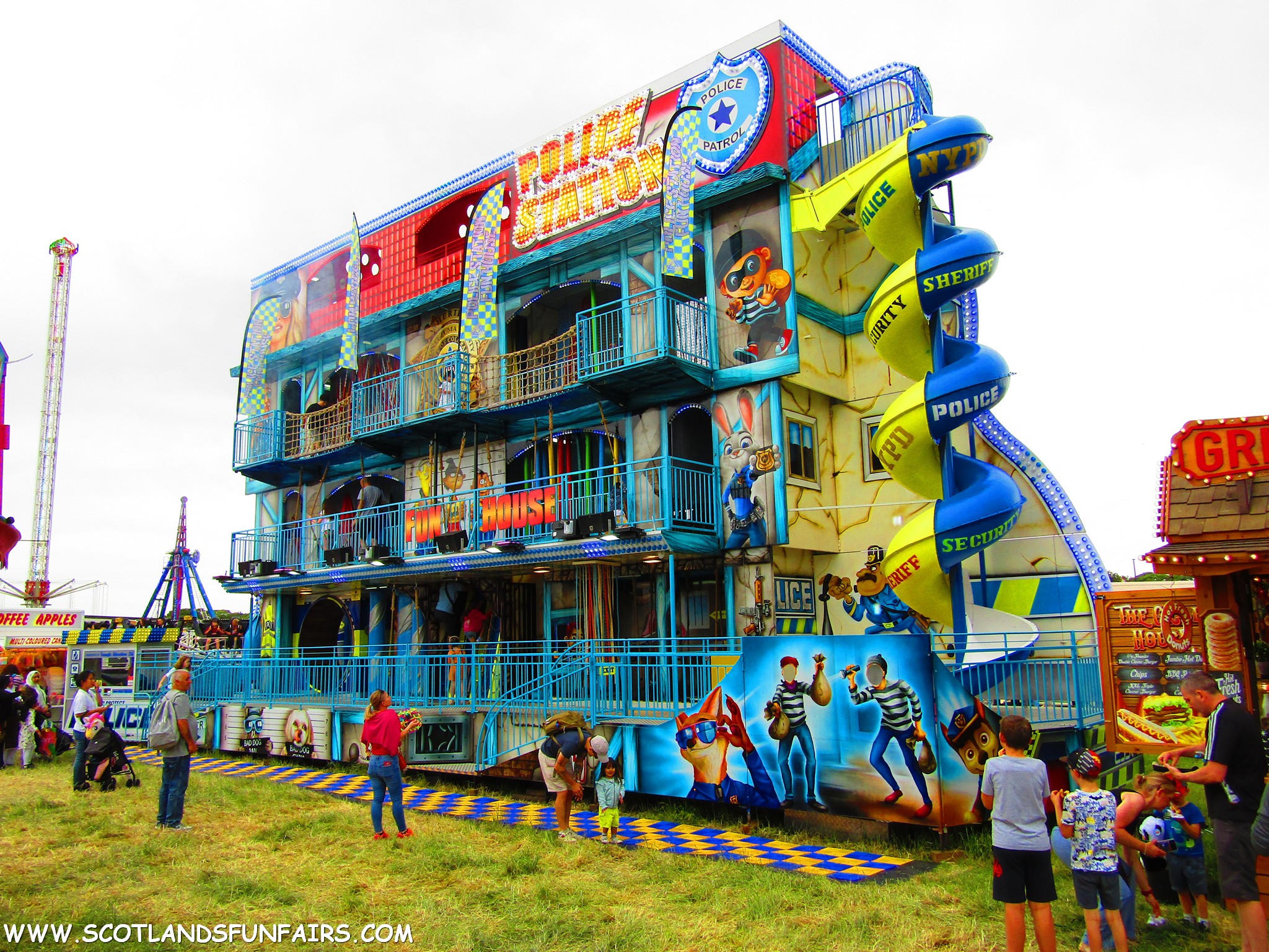 Triangle Attractions Funhouse